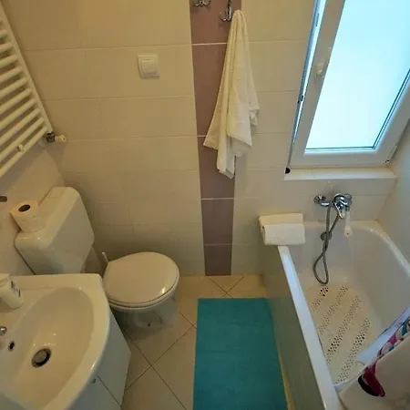 Apartament With Wifi - 13830 Pula